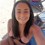 Me defino como comunicativa e inteligente. Eu domino áreas de exata (Biologia, matemática, química)